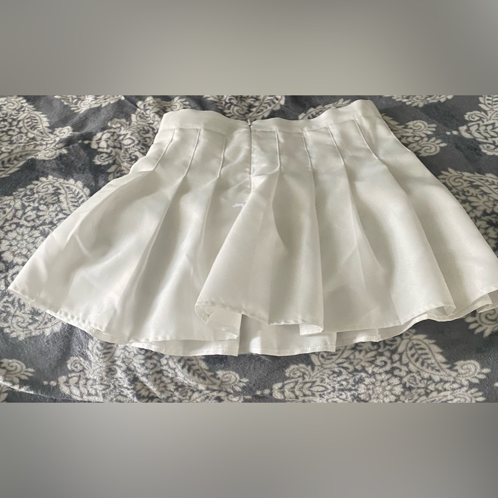 White Pleated Tennis Skirt, Size Small